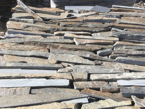 Горбушка златолит мультиколор для облицовки купить в Протвино