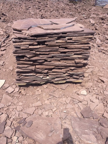 Плитняк лемезит бордовый для цоколя 1,5-2 см купить в Протвино