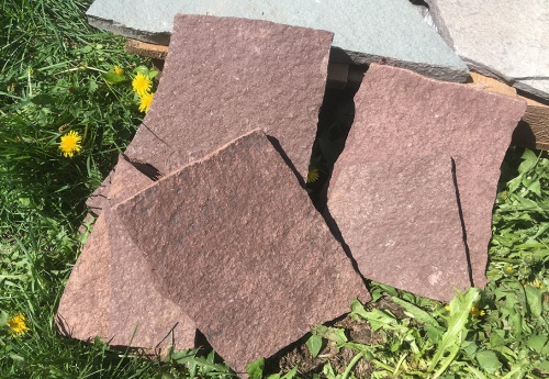 Плитняк лемезит бордовый для цоколя 1,5-2 см купить в Протвино