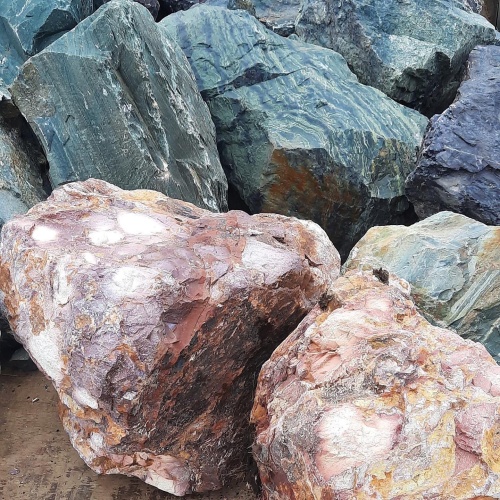 Ландшафтные глыбы красно-фиолетовые 200-1000 килограмм купить в Протвино