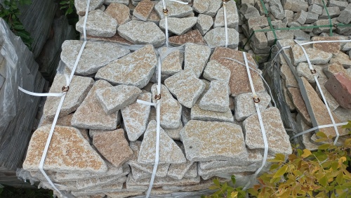 Гранитный плитняк галтованный для парковки купить в Протвино