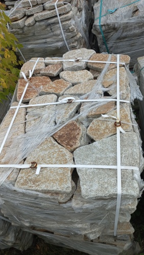 Плитняк галтованный гранитный для ландшафтного дизайна купить в Протвино